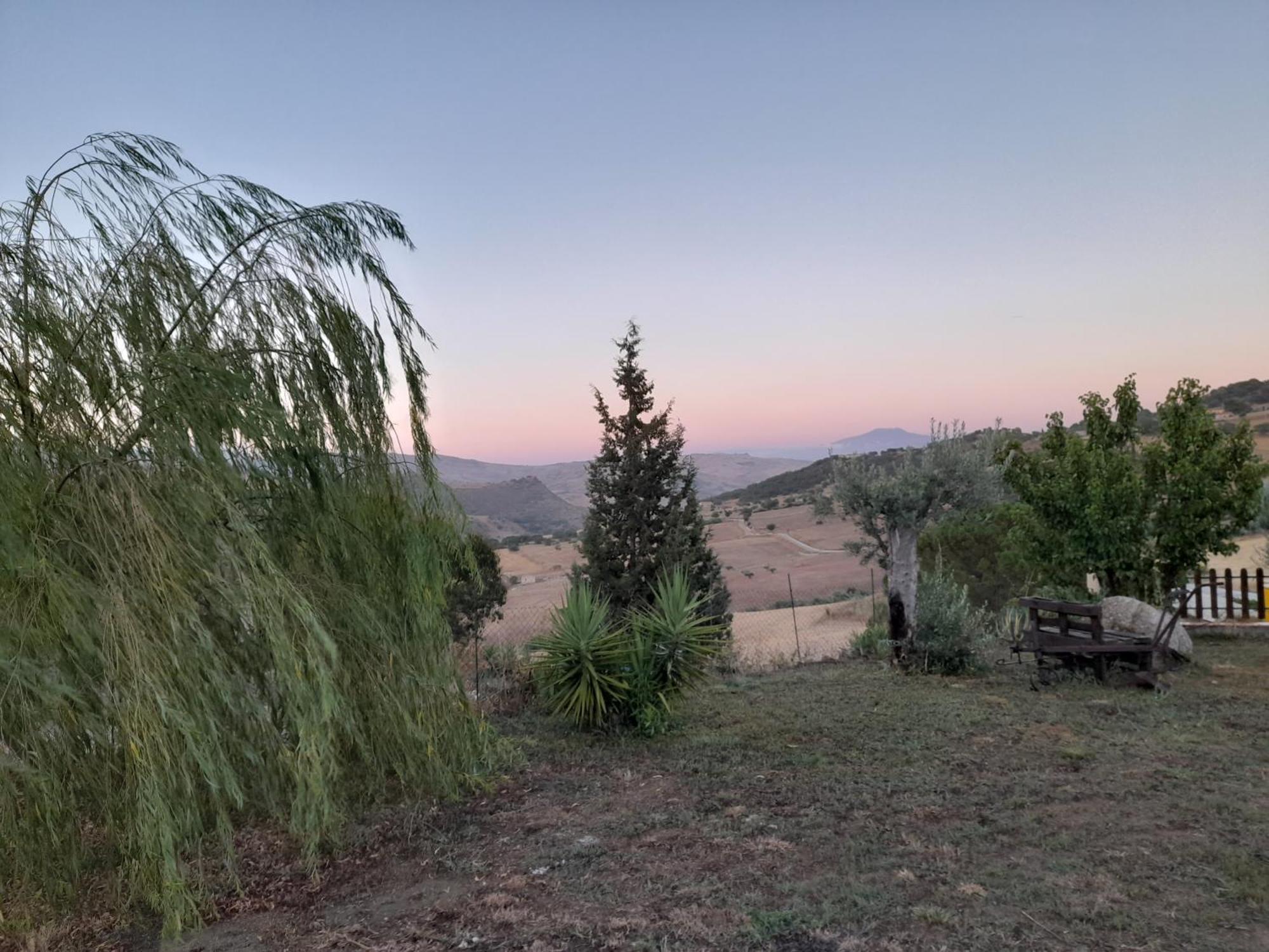 Agriturismo La Stragola Nicosia Kültér fotó