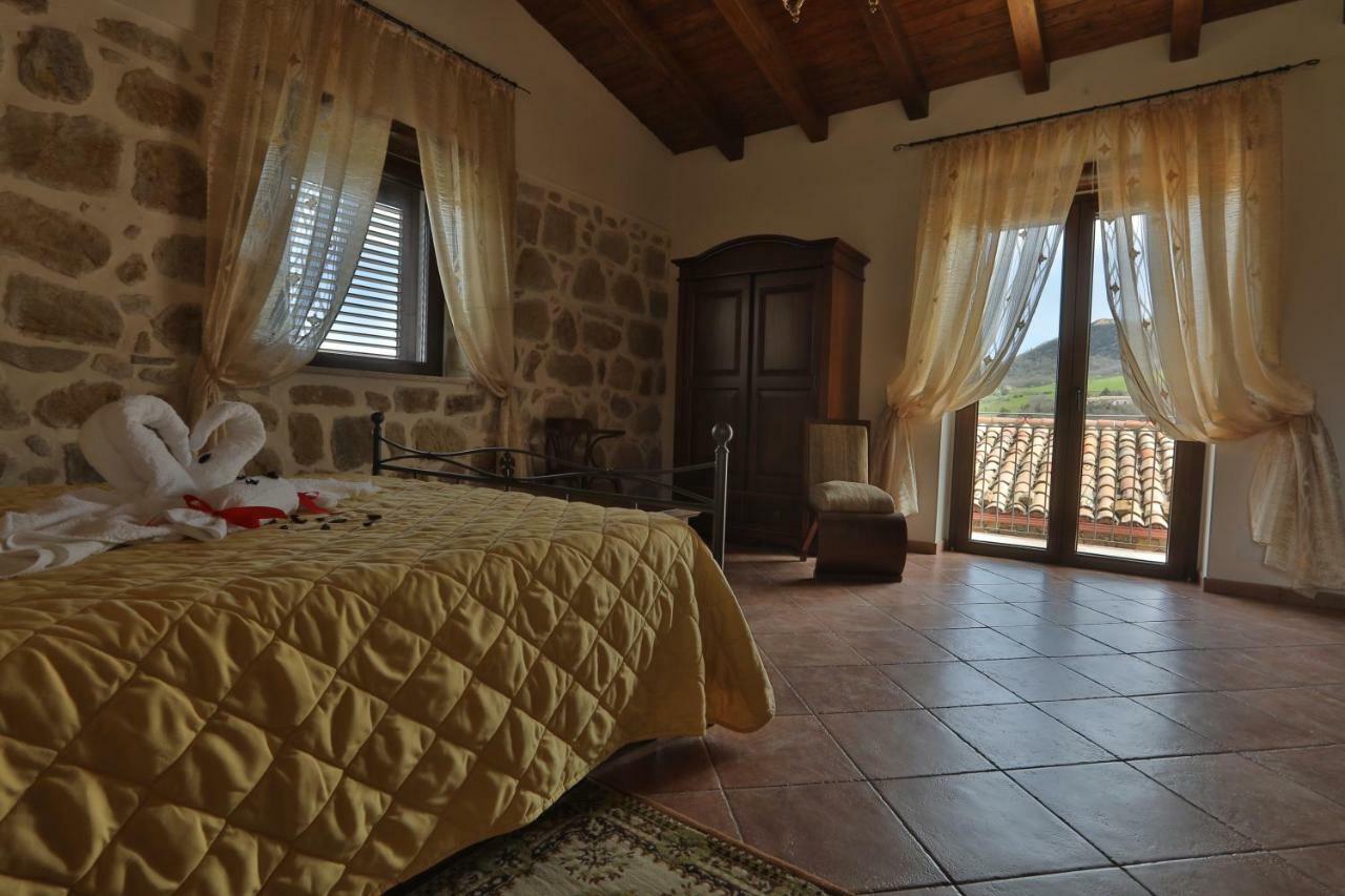 Agriturismo La Stragola Nicosia Kültér fotó