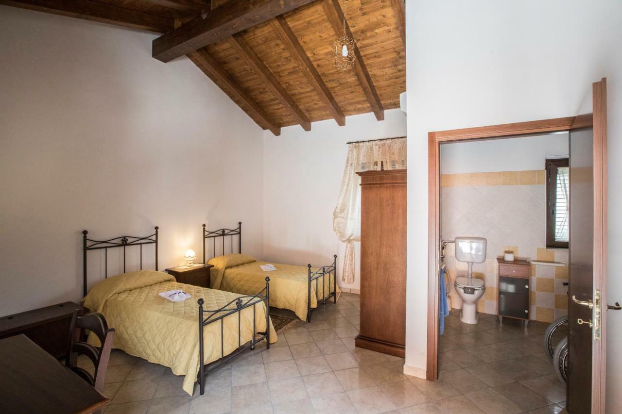Agriturismo La Stragola Nicosia Kültér fotó