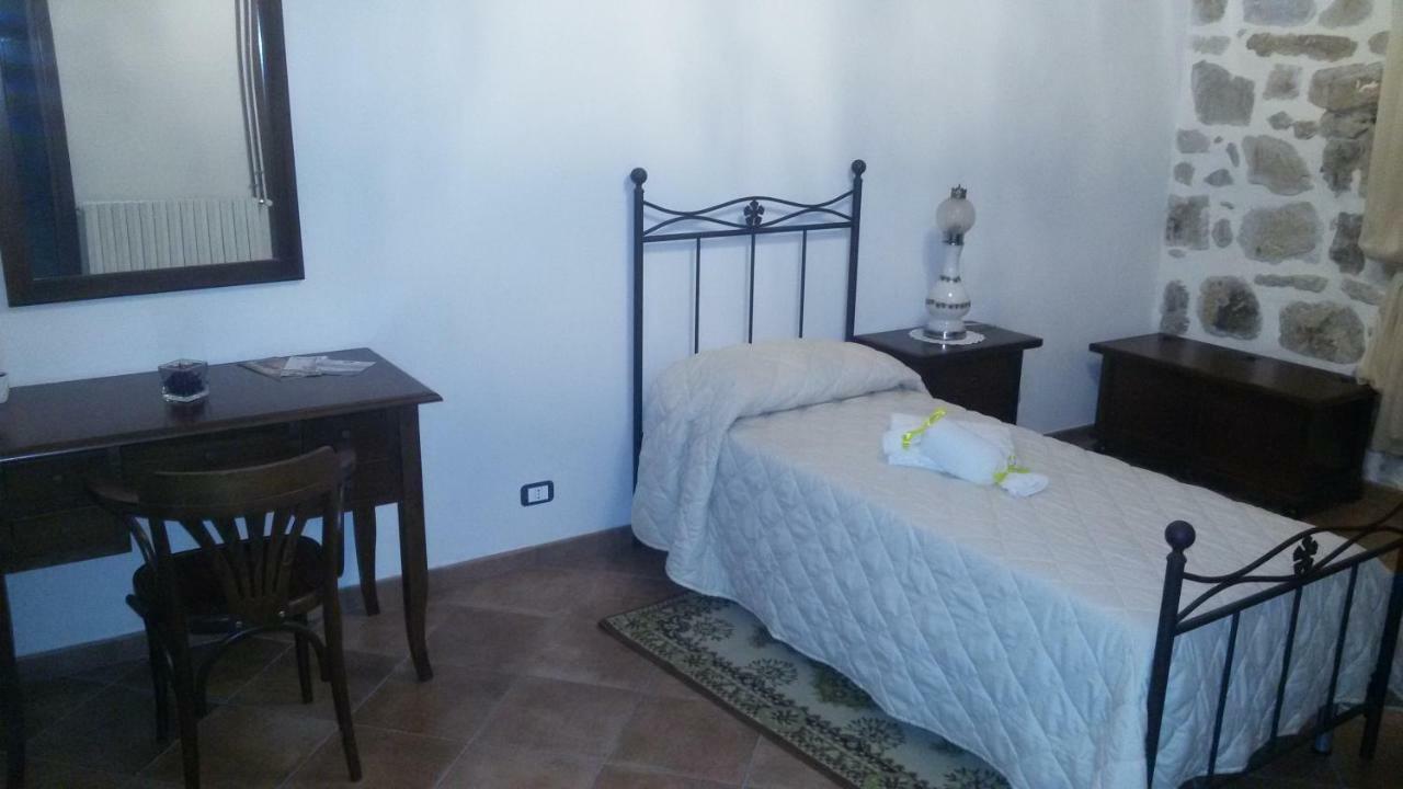 Agriturismo La Stragola Nicosia Kültér fotó